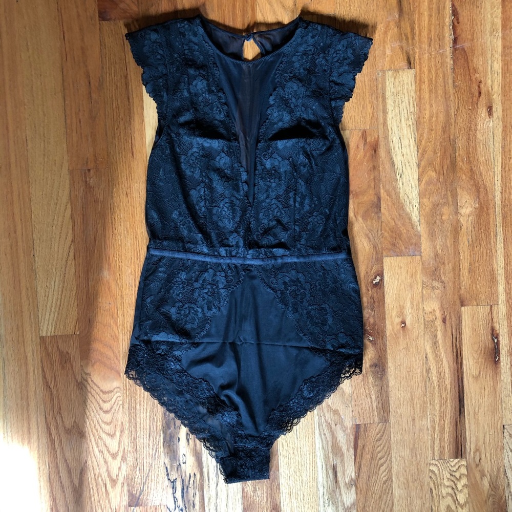 H&M sheer sleeveless bodysuit teddy